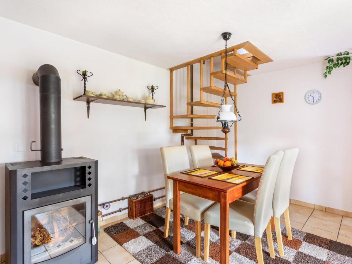 Chalet Lhotka Nad Becvou By Interhome ภายนอก รูปภาพ